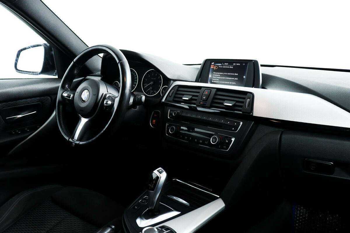 BMW 3 серии 320i xDrive, 2015 Фото №9