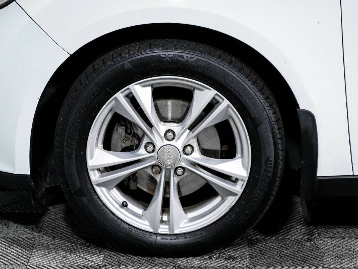 Ford Focus, 2012 Фото №14