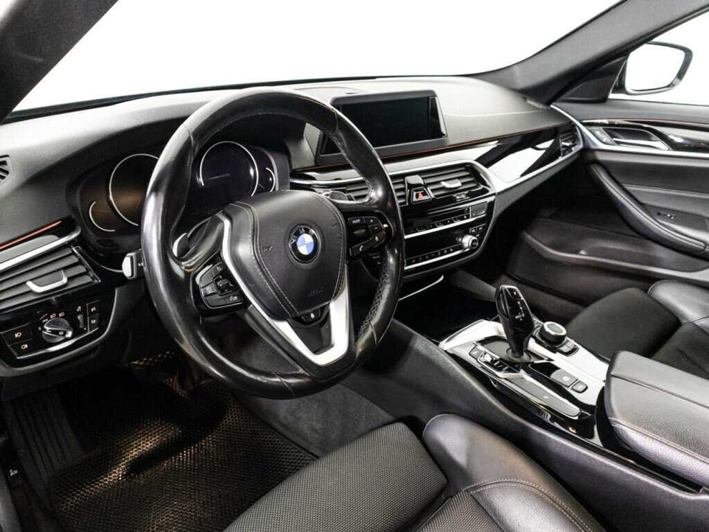 BMW 5 серии 520d, 2019 Фото №11