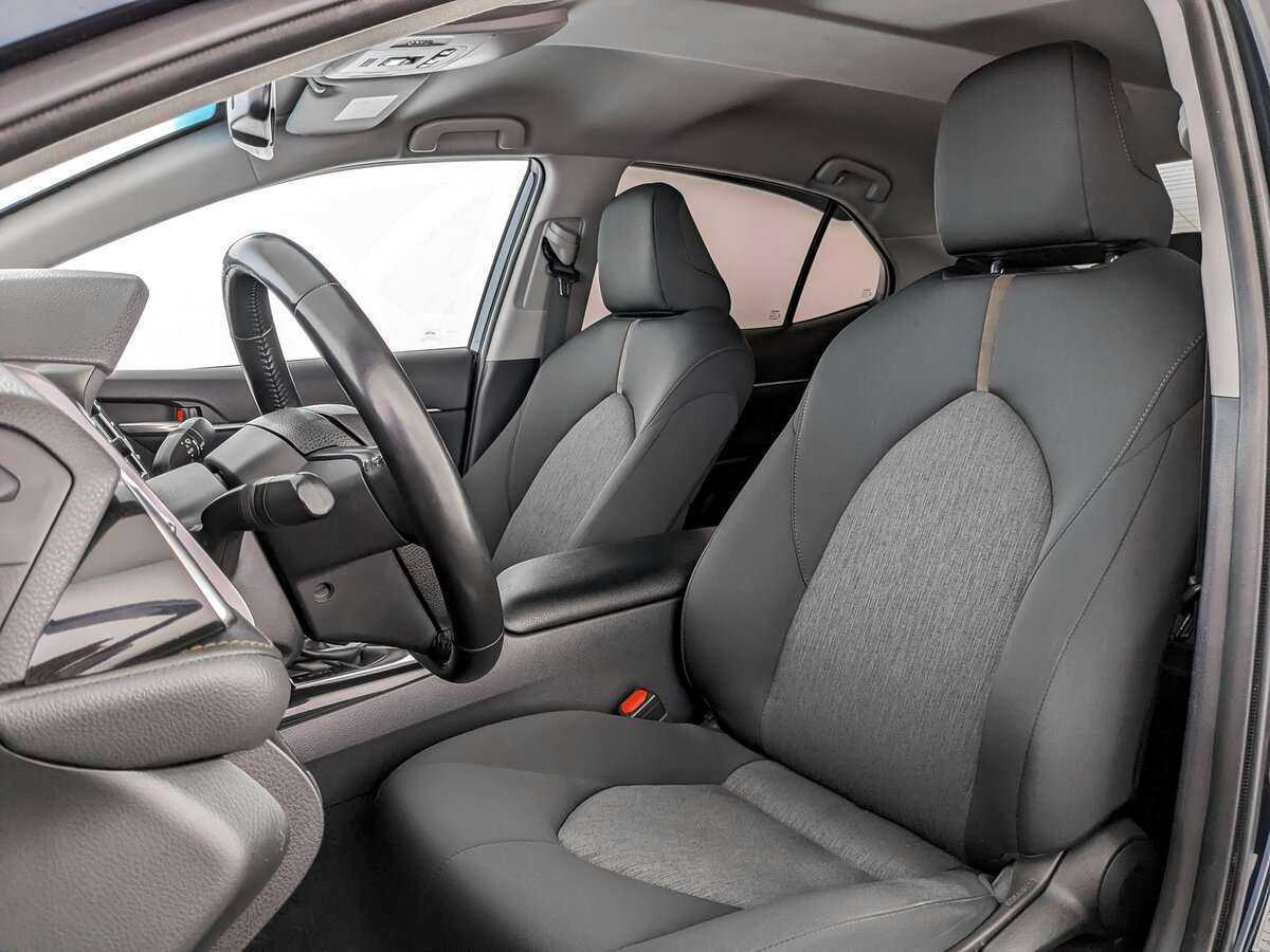 Toyota Camry, 2020 Фото №16