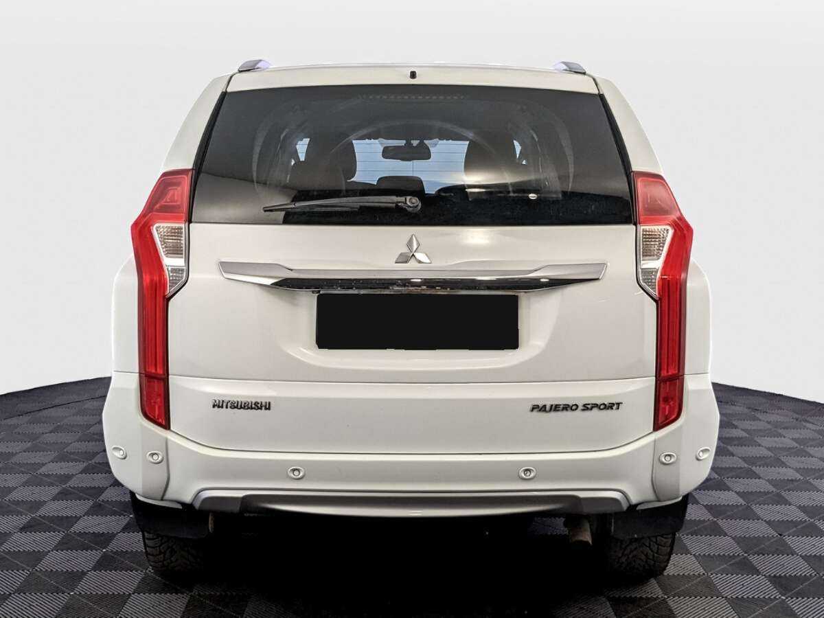 Mitsubishi Pajero Sport, 2017 Фото №6