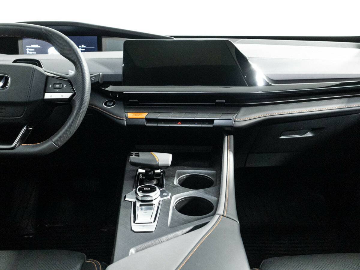 Changan UNI-V, 2023 Фото №14