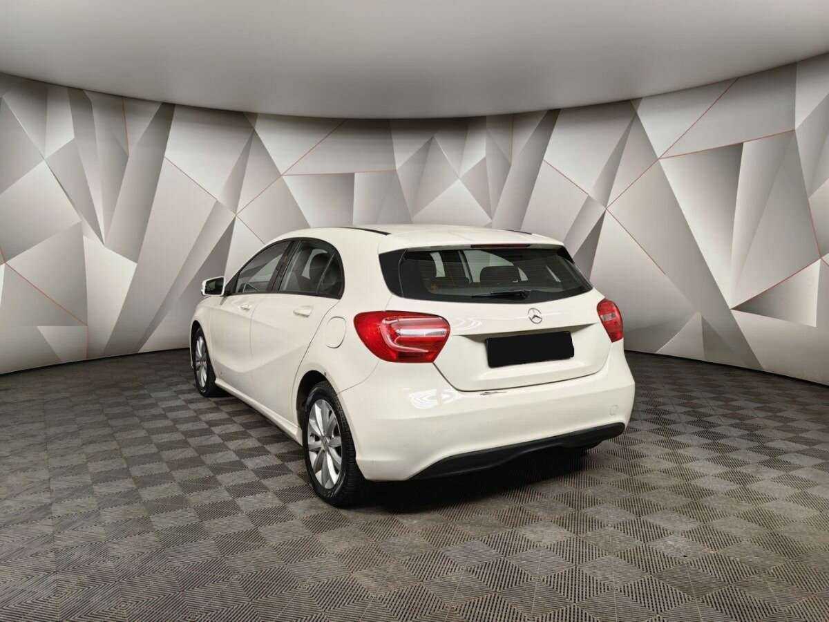 Mercedes-Benz A-Класс 180, 2014 Фото №4