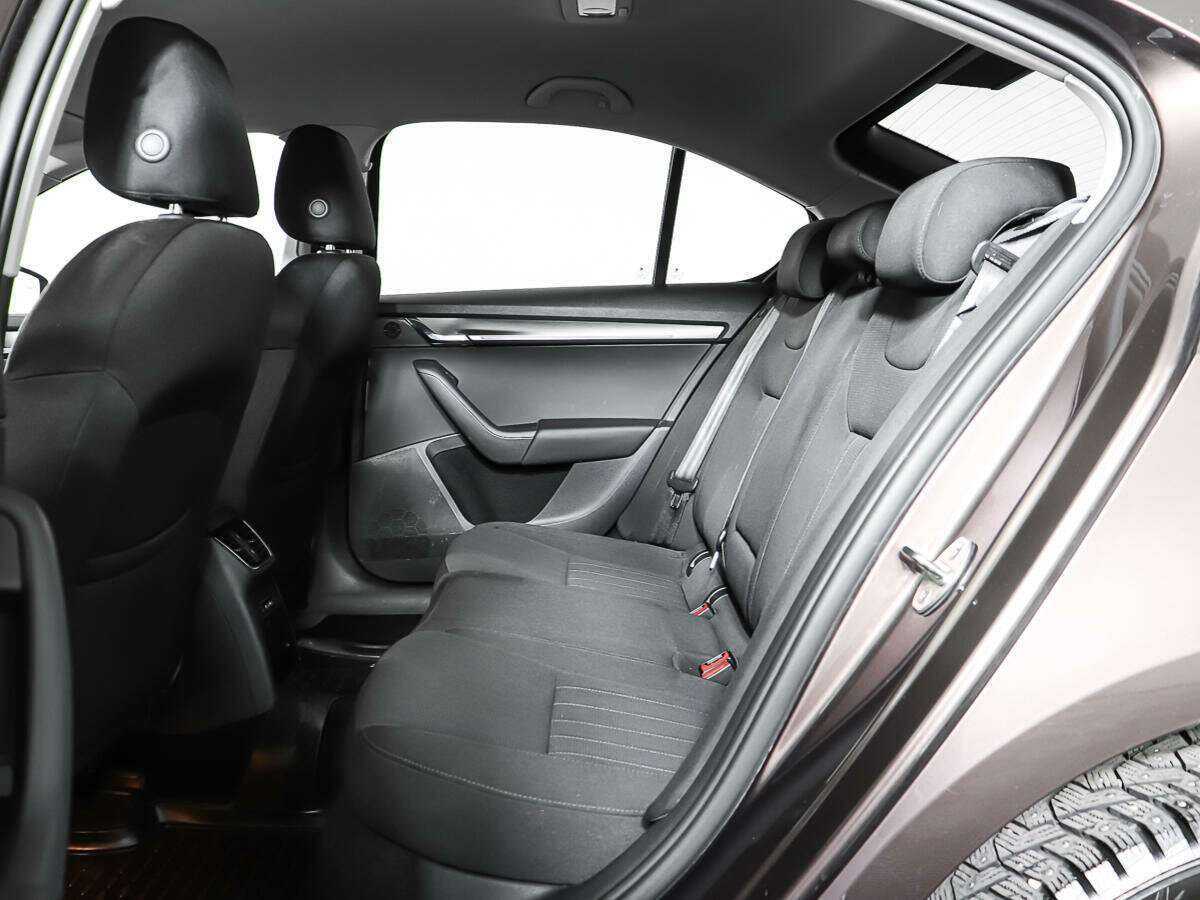 Skoda Octavia, 2018 Фото №11
