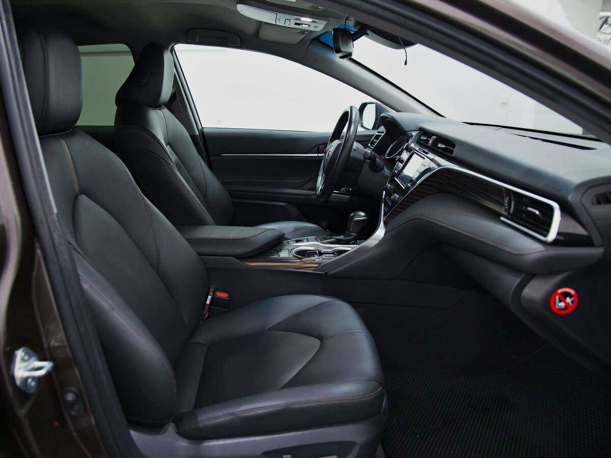 Toyota Camry, 2020 Фото №6