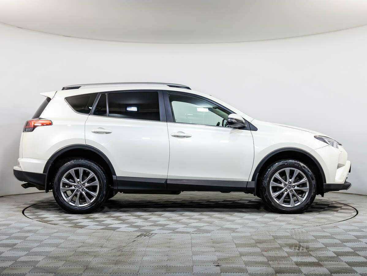 Toyota RAV4, 2018 Фото №3