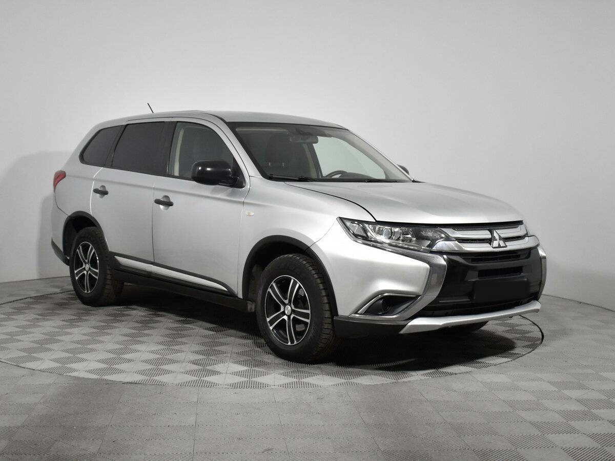 Mitsubishi Outlander, 2015 Фото №3