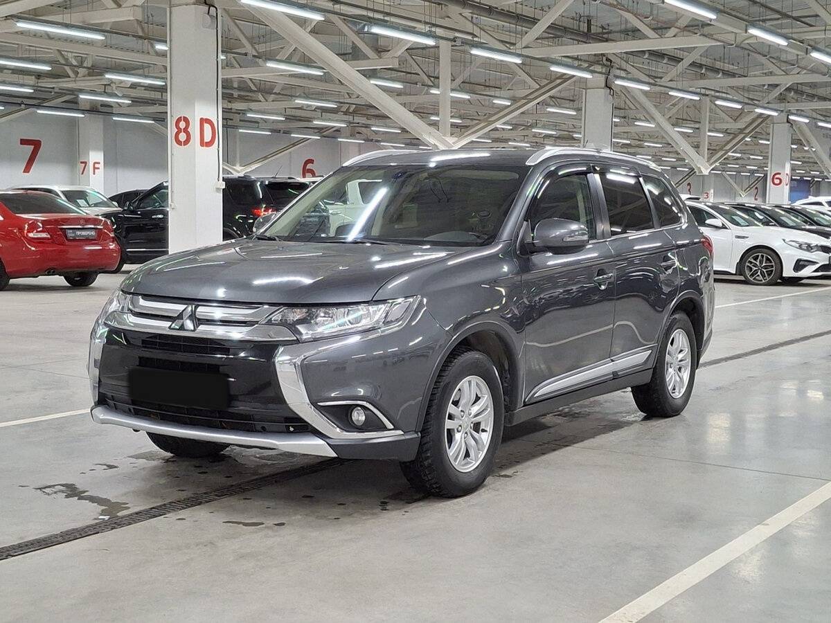 Mitsubishi Outlander III Рестайлинг 2, 2015 Фото №1