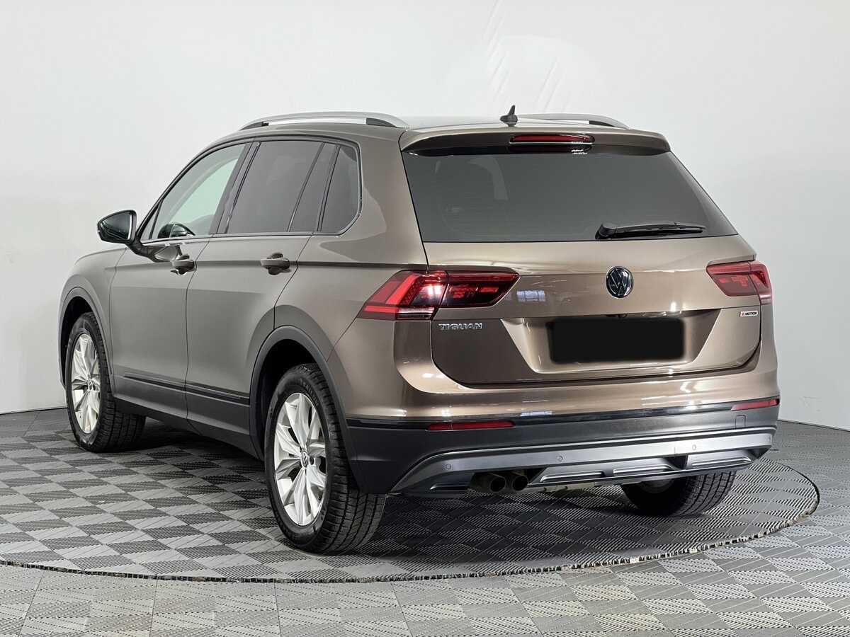 Volkswagen Tiguan, 2018 Фото №6
