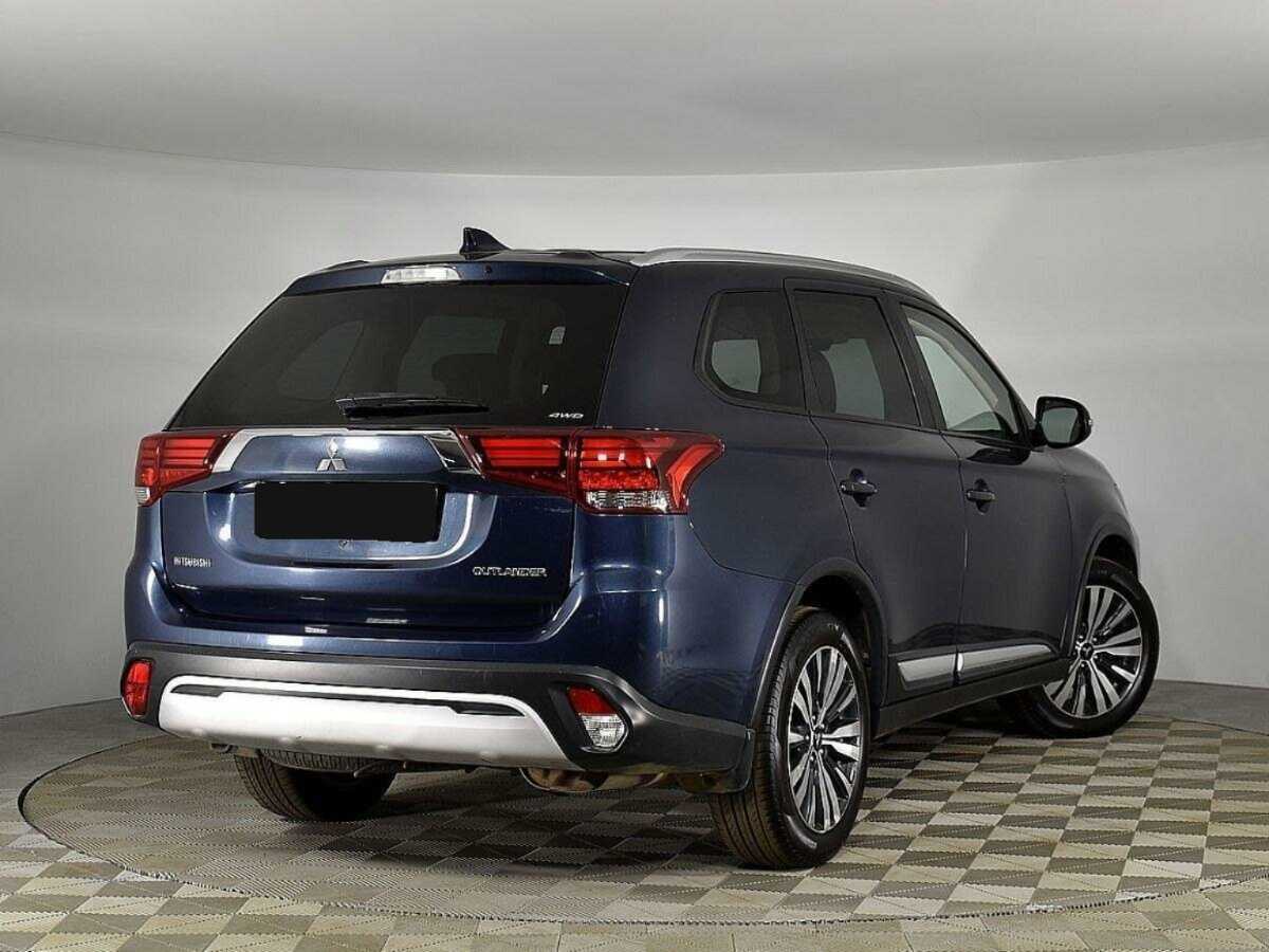 Mitsubishi Outlander, 2018 Фото №2