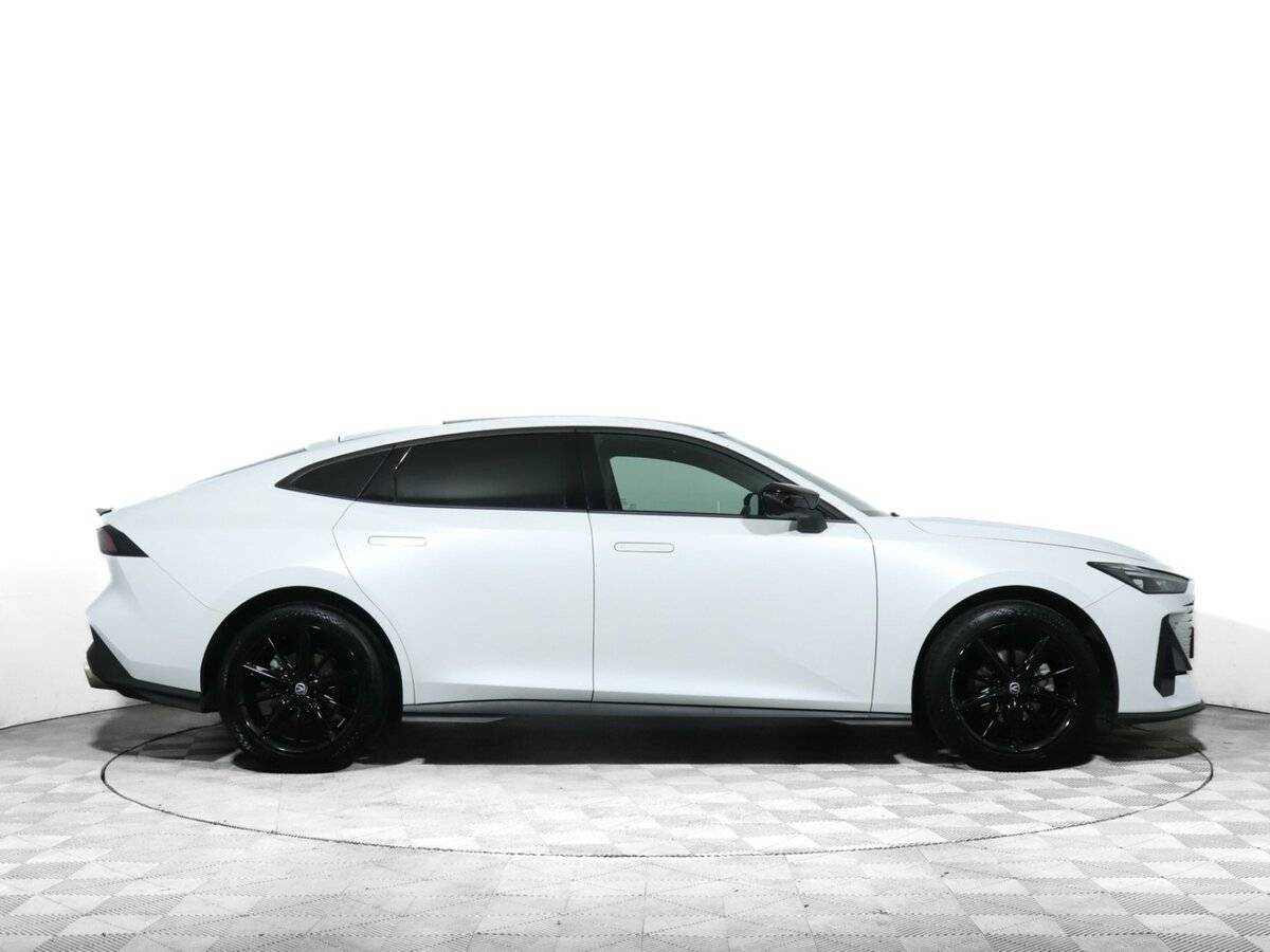 Changan UNI-V, 2022 Фото №3