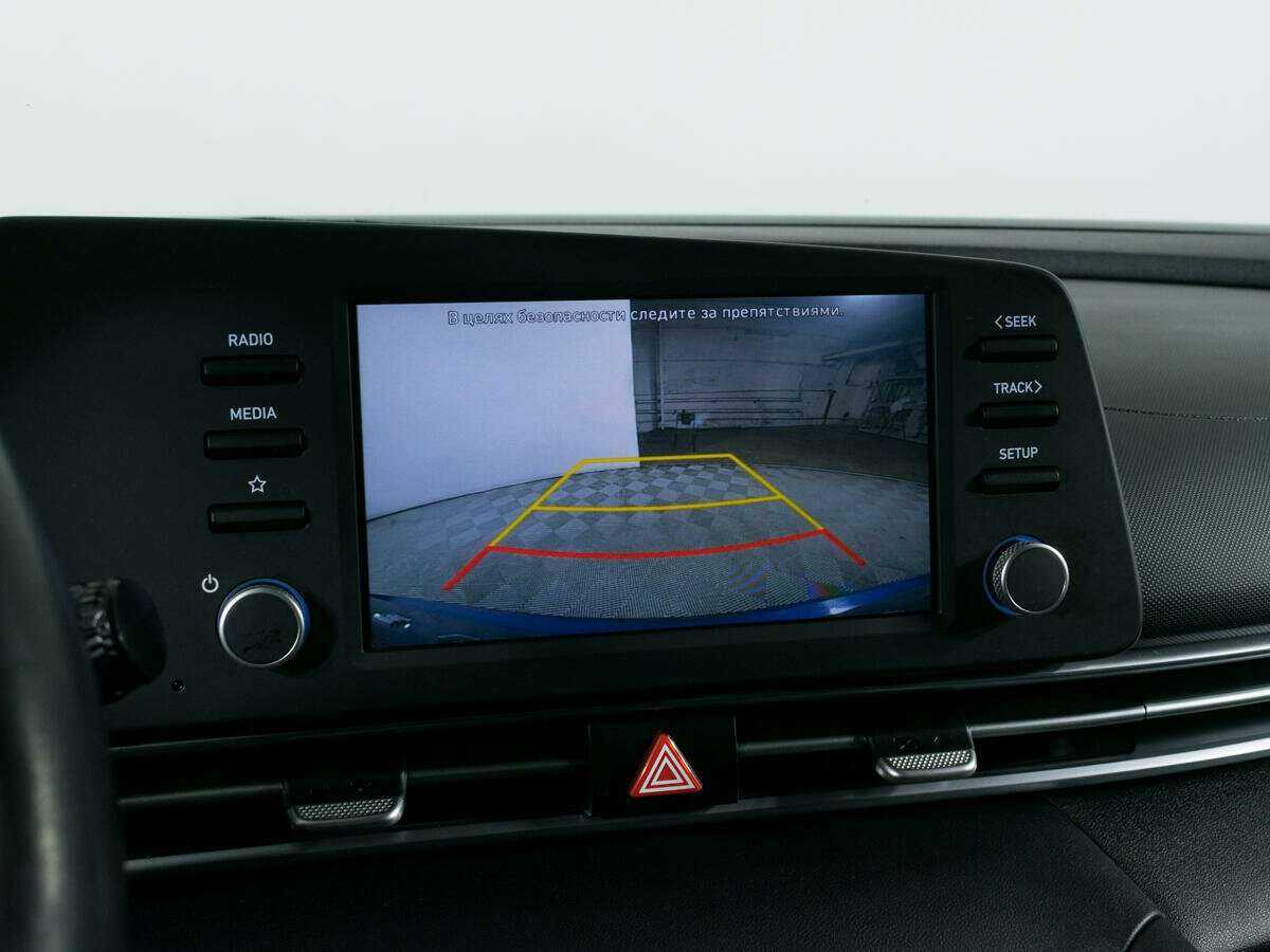 Hyundai Elantra, 2021 Фото №14