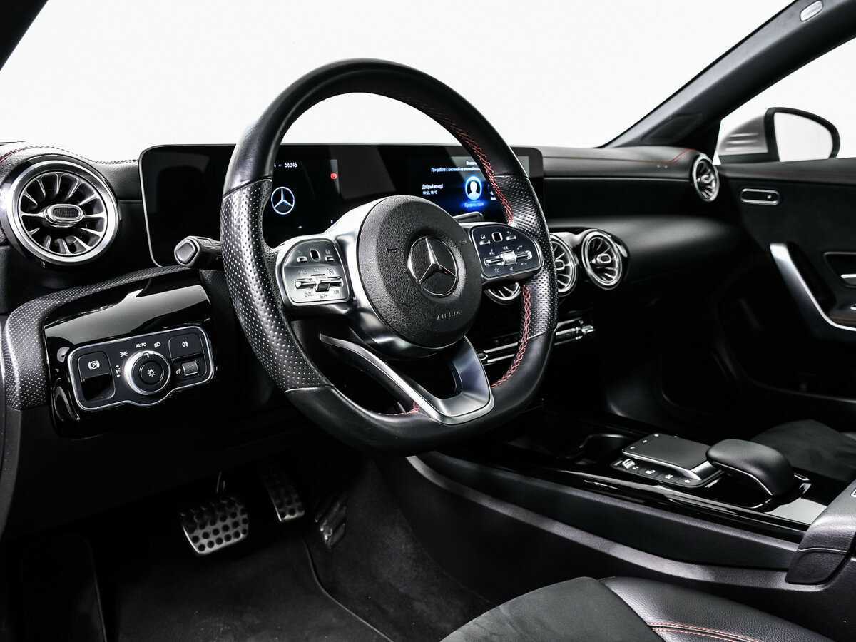 Mercedes-Benz CLA 200, 2020 Фото №13