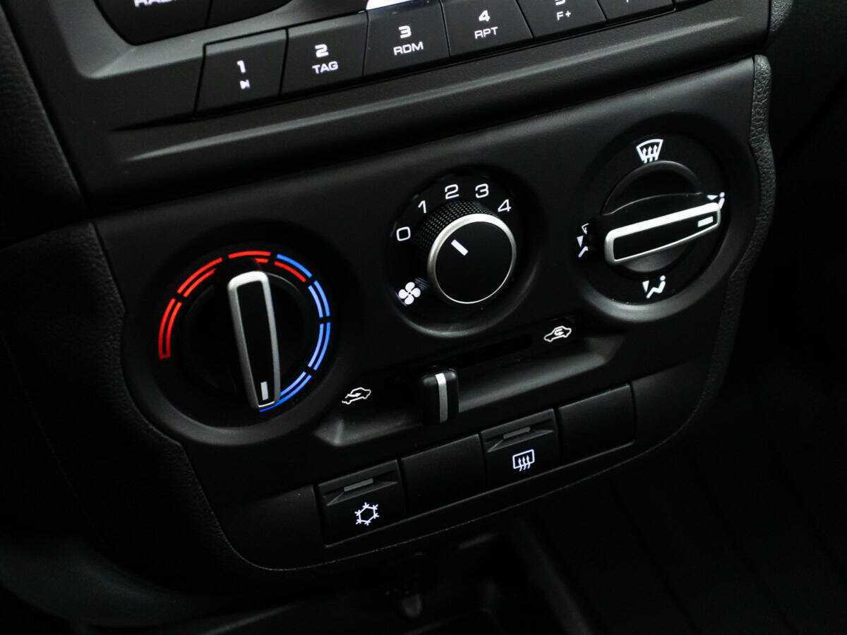 Lada (ВАЗ) Granta Cross, 2023 Фото №17