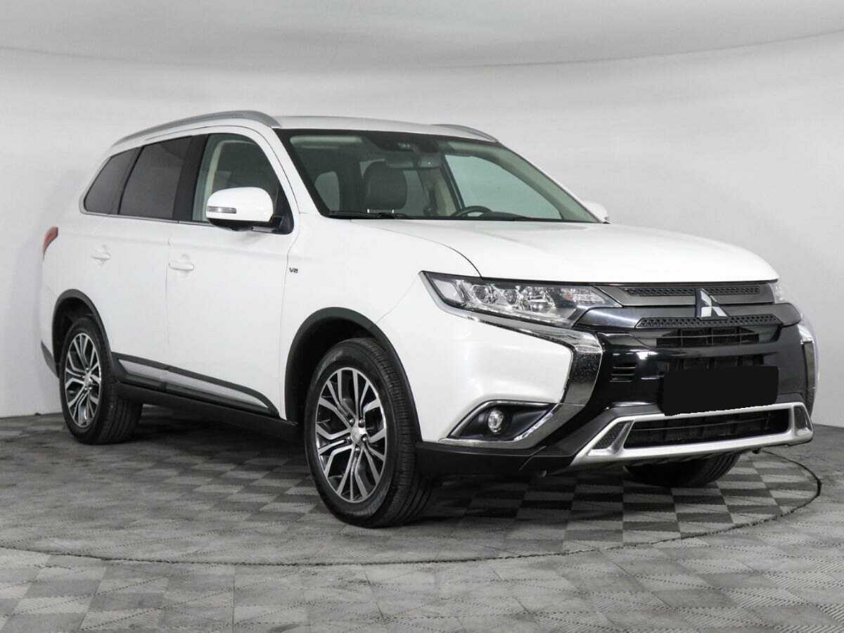 Mitsubishi Outlander, 2018 Фото №3