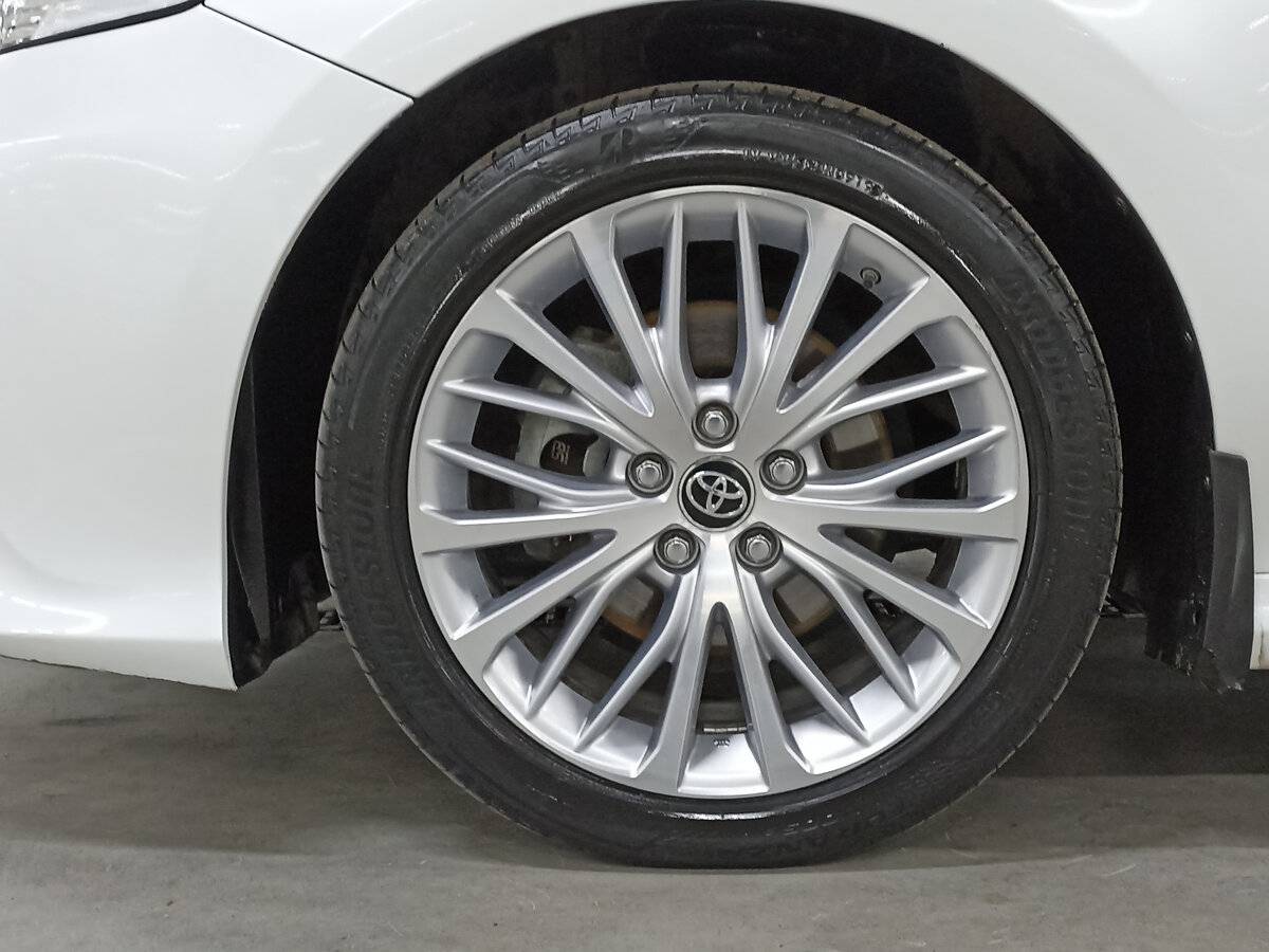 Toyota Camry, 2019 Фото №18