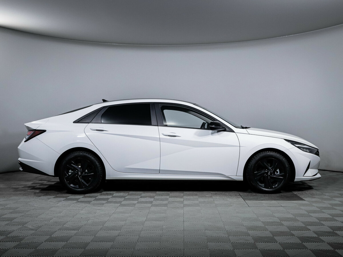Hyundai Elantra VII (CN7), 2023 Фото №4
