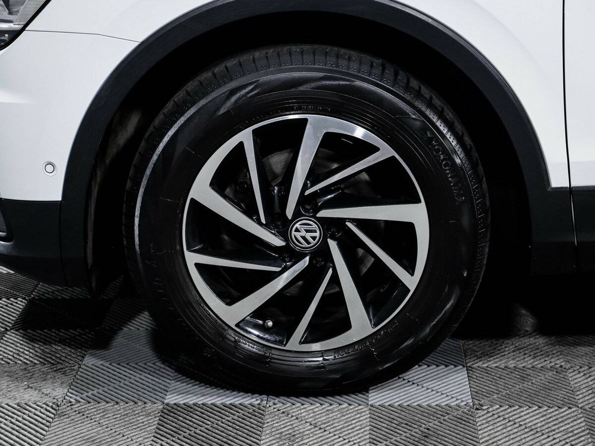 Volkswagen Tiguan II, 2018 Фото №14