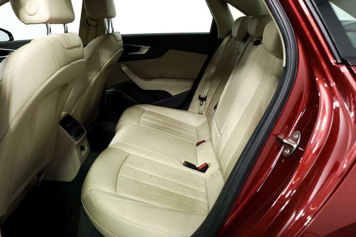 Audi A4, 2018 Фото №12