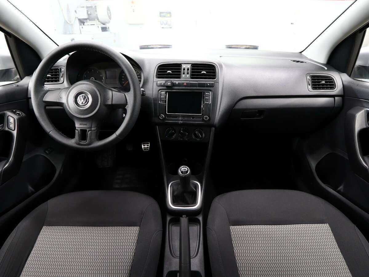 Volkswagen Polo, 2012 Фото №15
