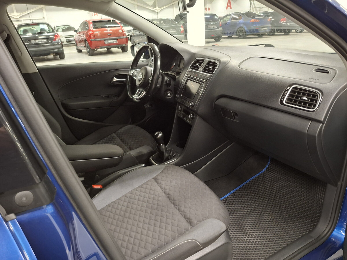 Volkswagen Polo V Рестайлинг, 2018 Фото №11