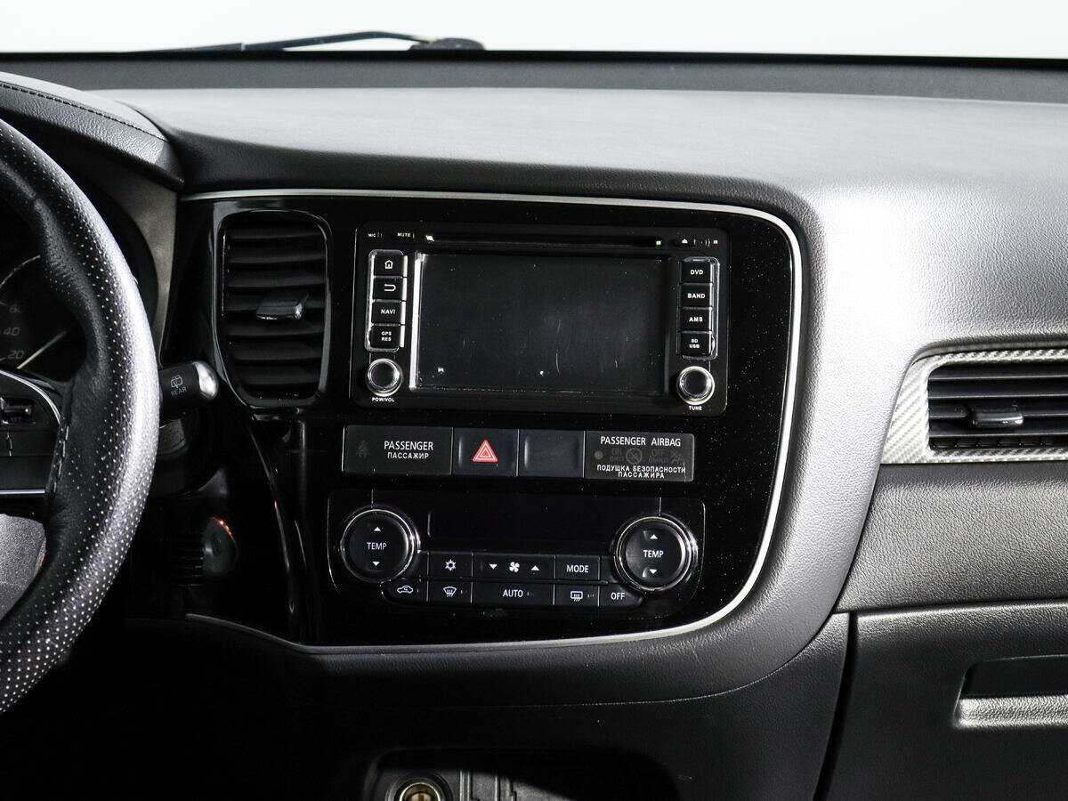 Mitsubishi Outlander, 2016 Фото №12