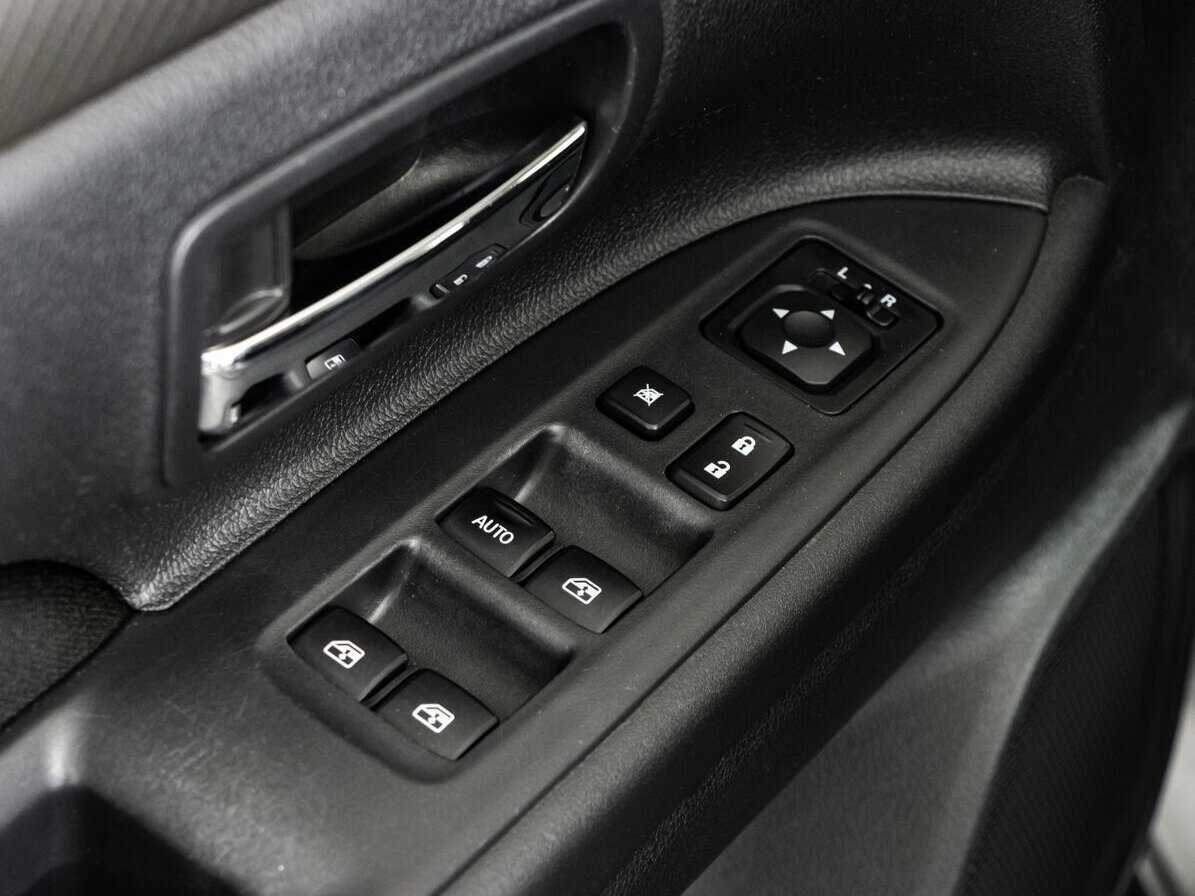 Mitsubishi Outlander, 2016 Фото №11