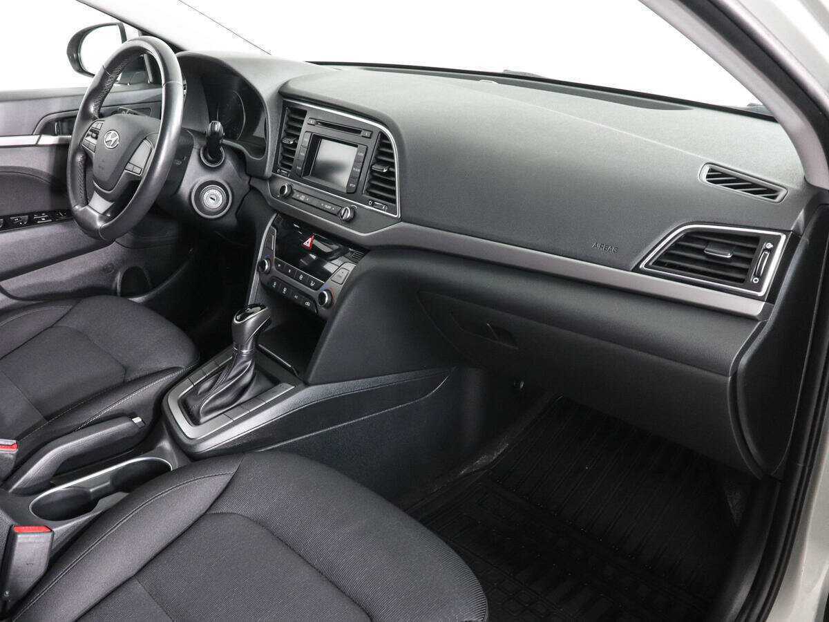 Hyundai Elantra, 2017 Фото №10