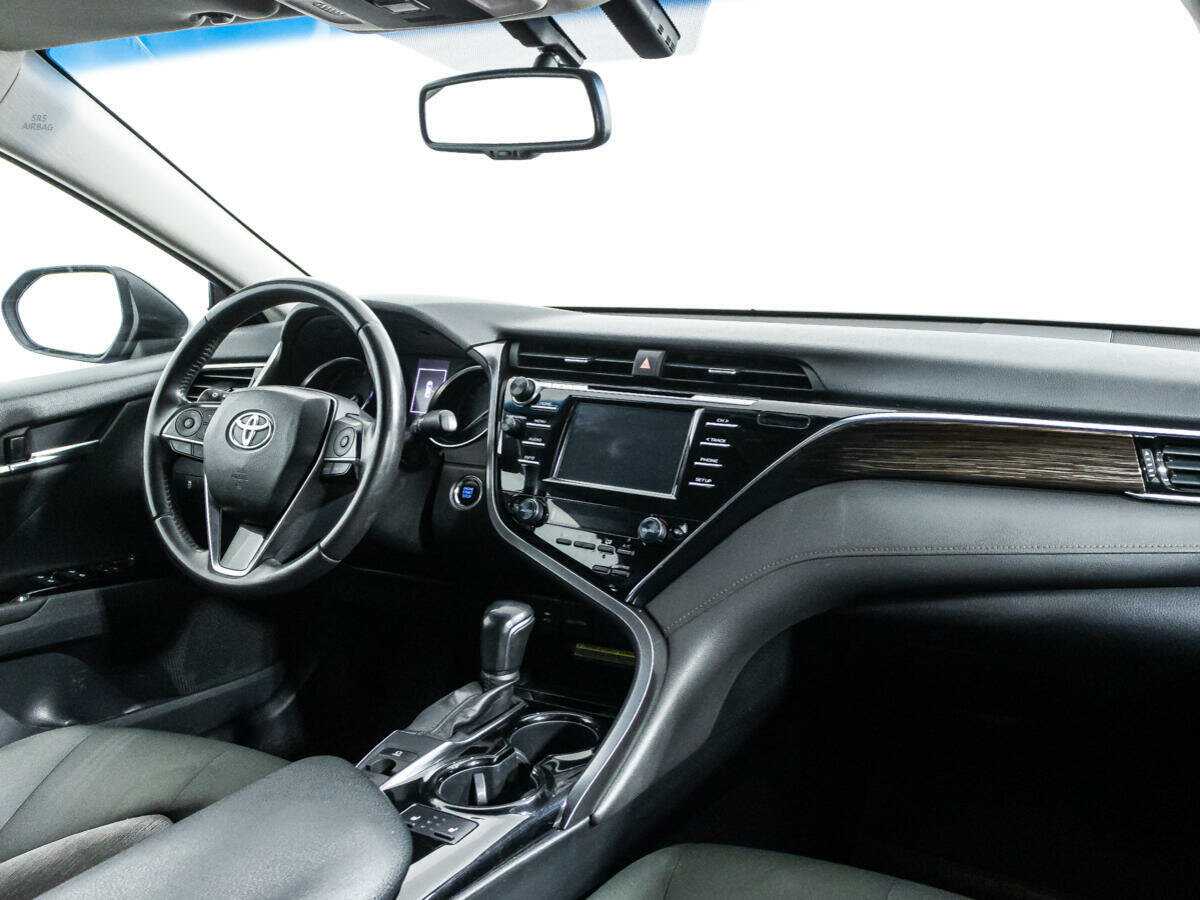 Toyota Camry, 2018 Фото №9