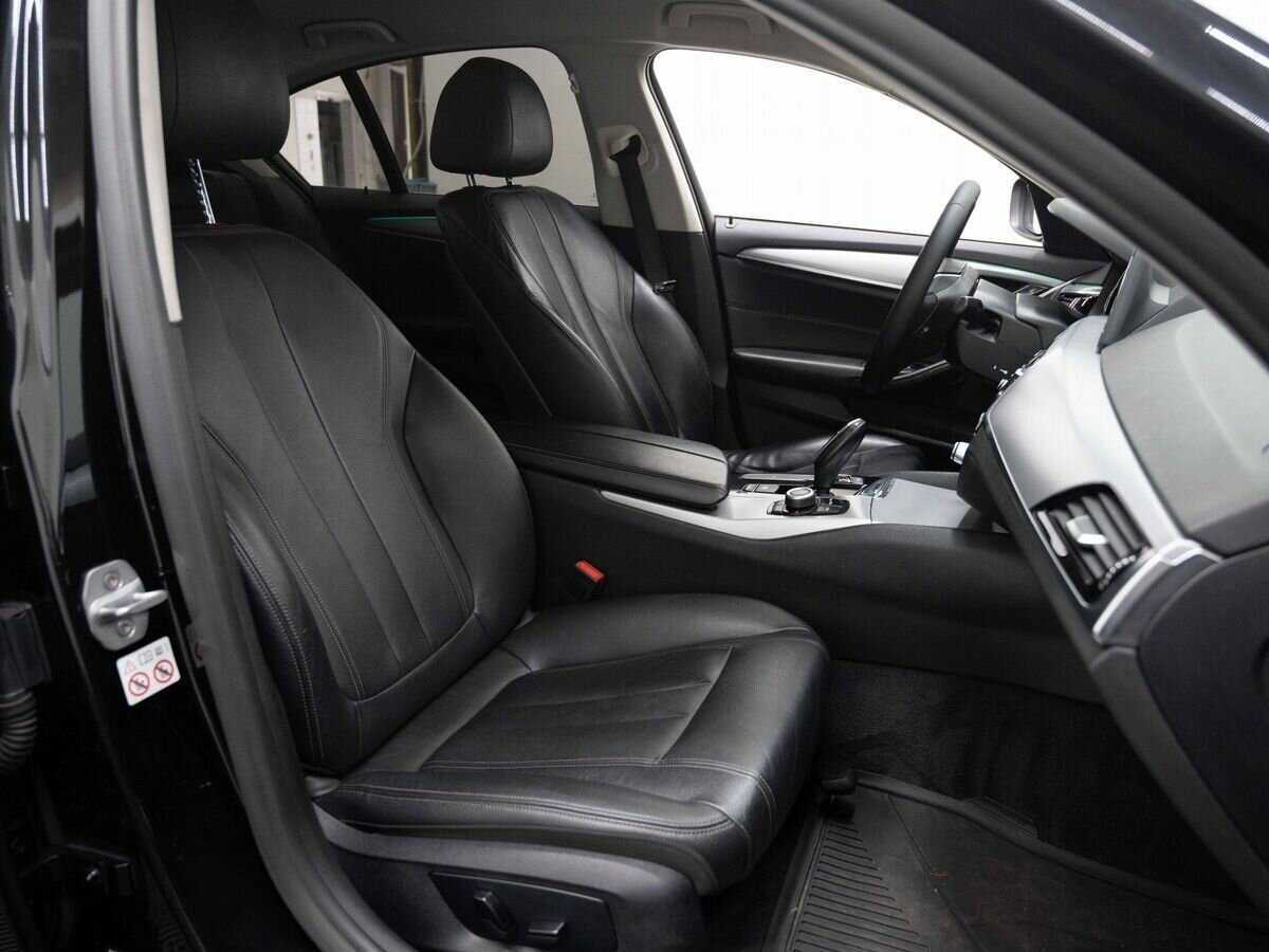 BMW 5 серии 520d, 2018 Фото №12