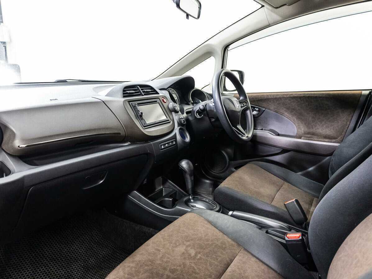 Honda Fit Shuttle, 2013 Фото №9