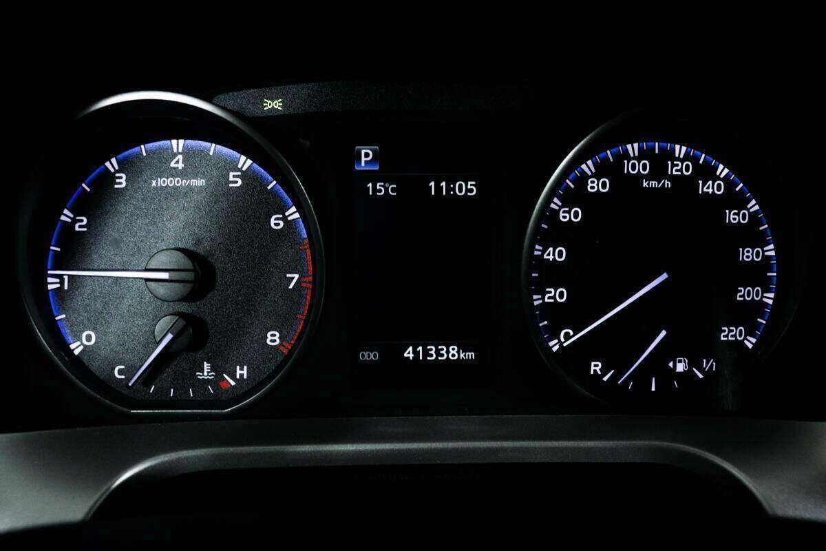 Toyota RAV4, 2019 Фото №10