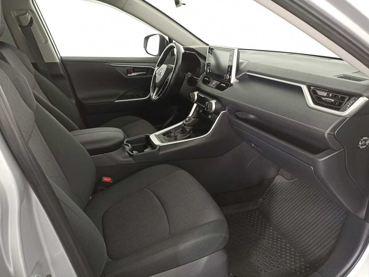 Toyota RAV4, 2019 Фото №11
