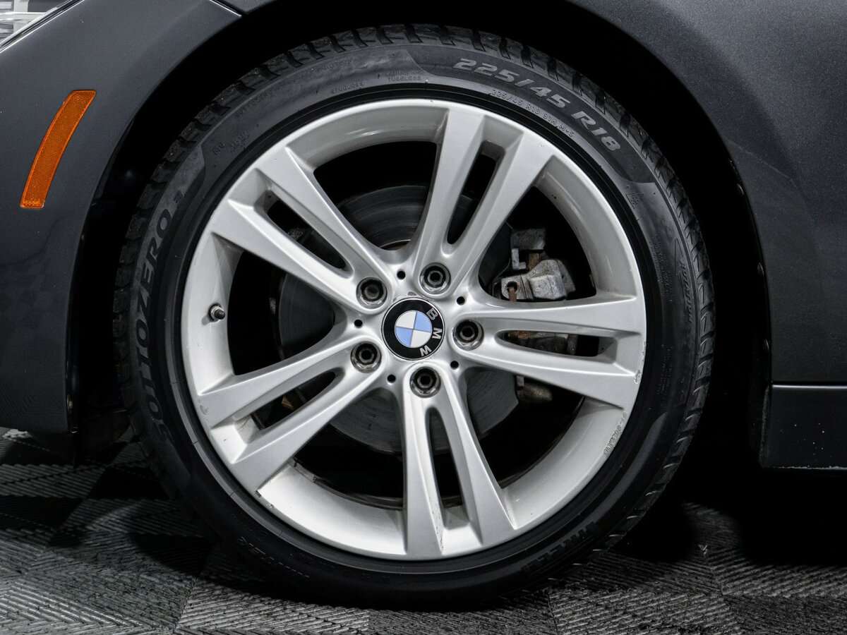 BMW 3 серии 330i xDrive, 2017 Фото №15