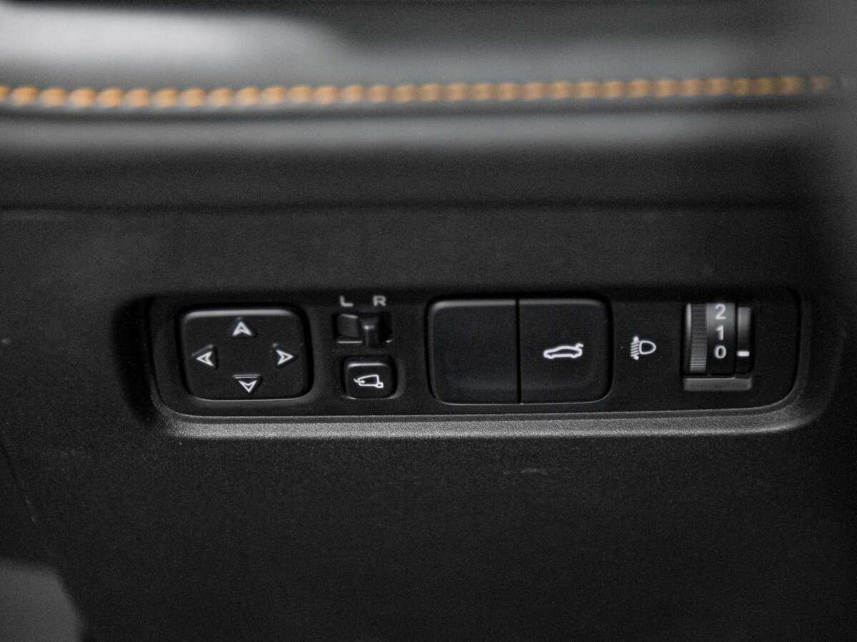 Changan UNI-V, 2023 Фото №16