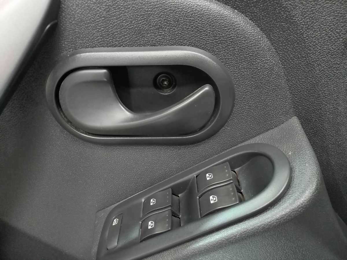 Renault Duster, 2012 Фото №14