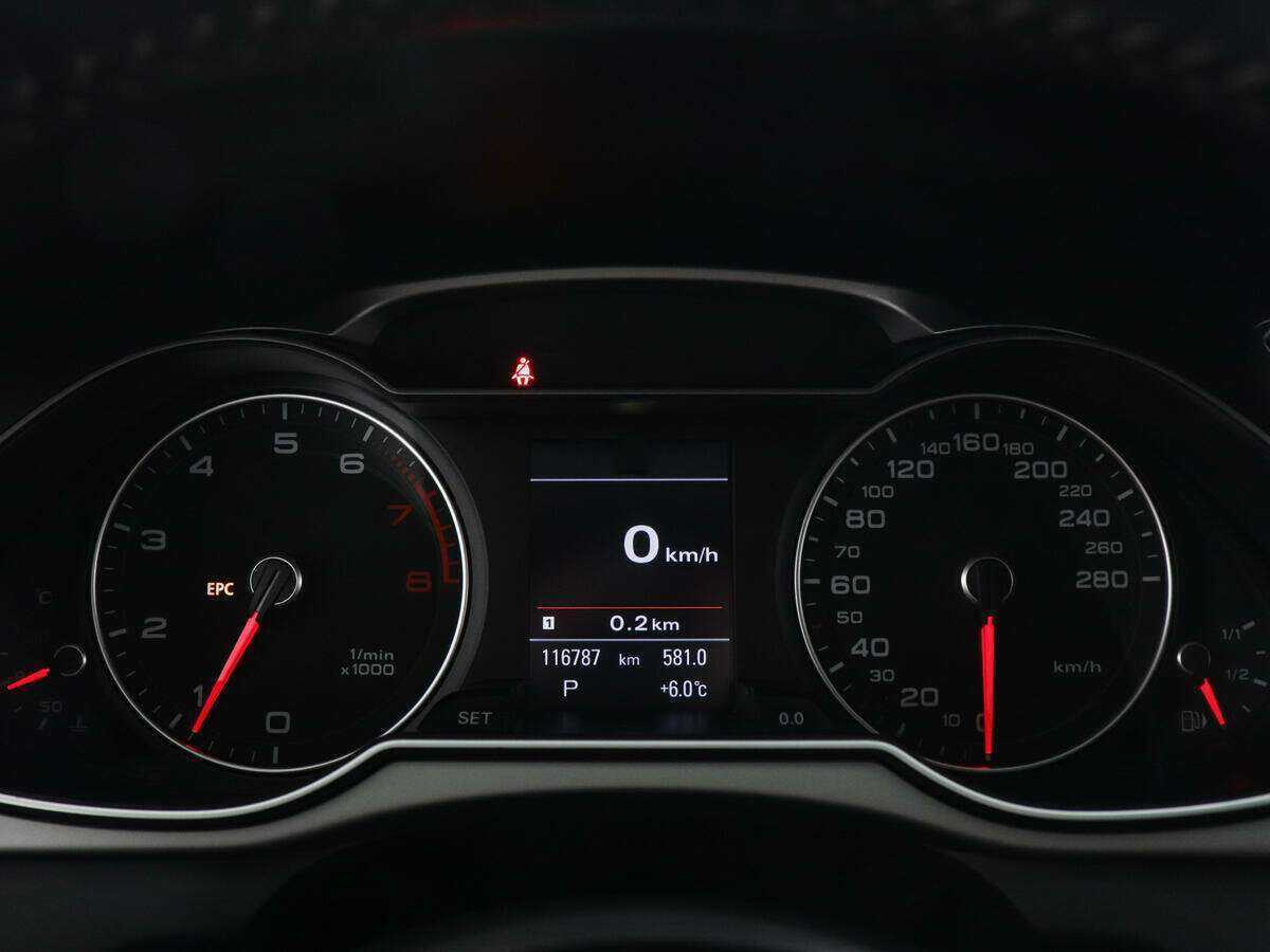 Audi A4, 2014 Фото №11