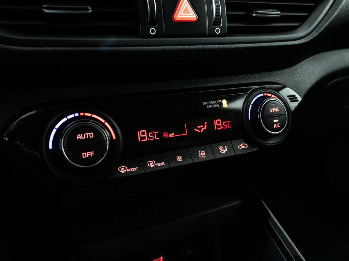 Kia Cerato, 2021 Фото №19