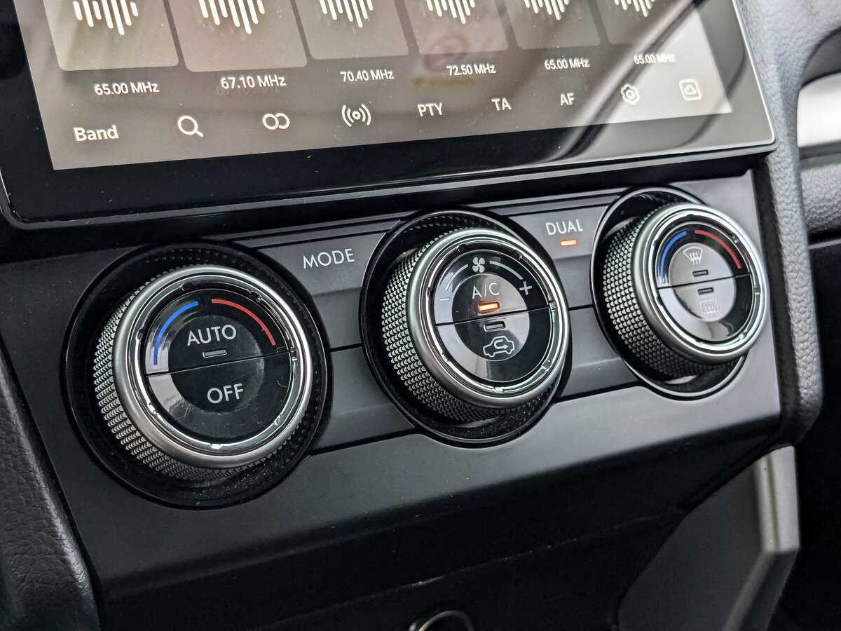 Subaru Forester, 2015 Фото №16