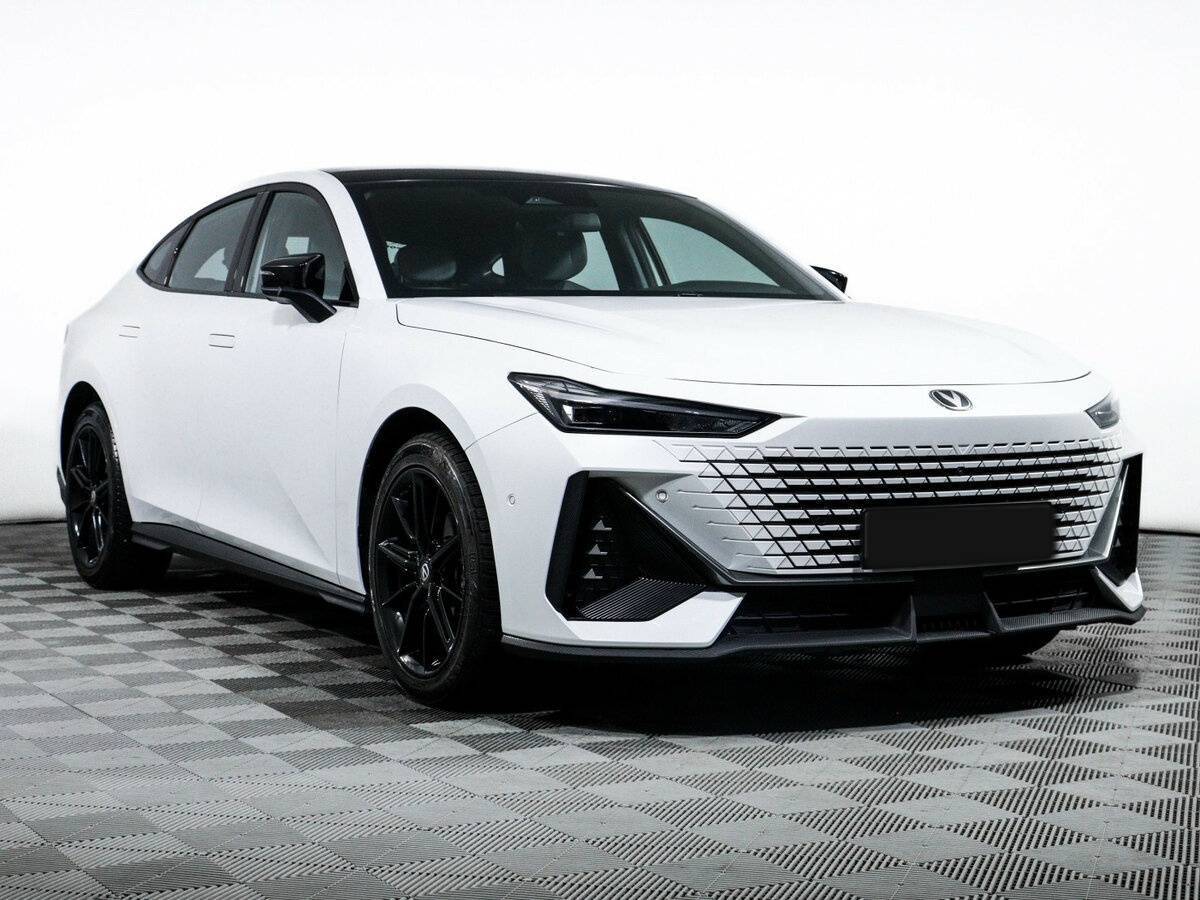 Changan UNI-V, 2023 Фото №3