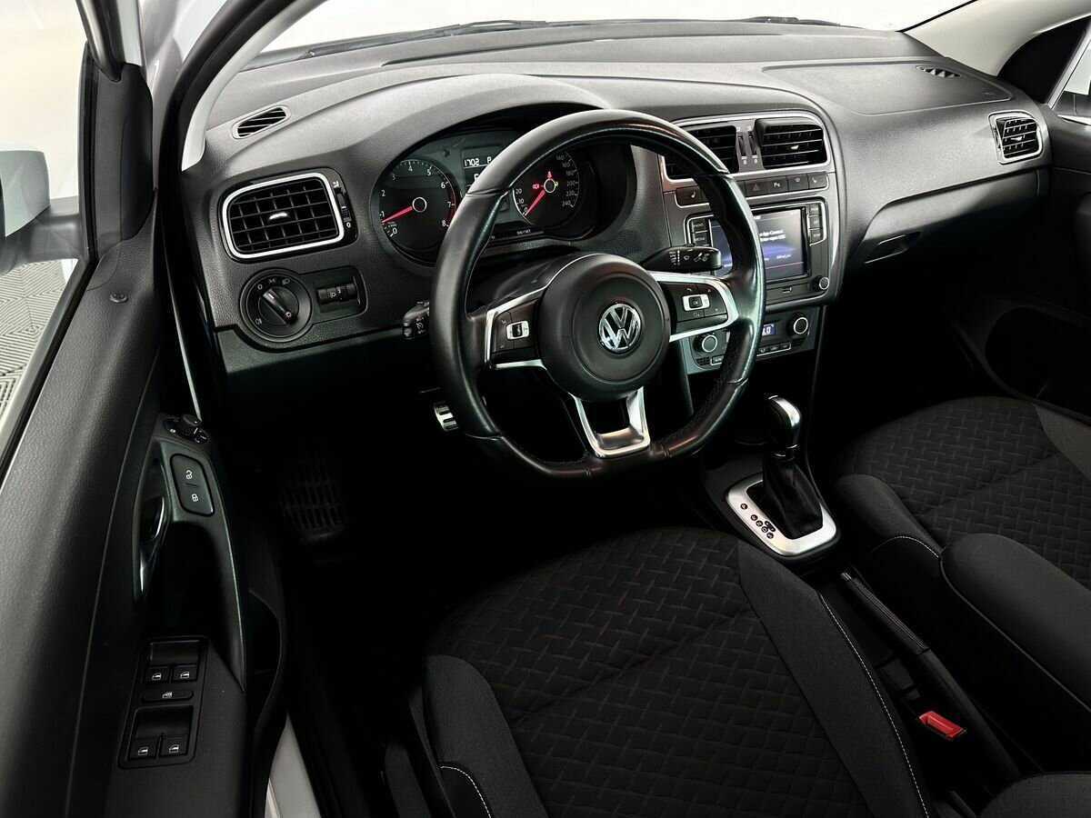 Volkswagen Polo, 2018 Фото №7