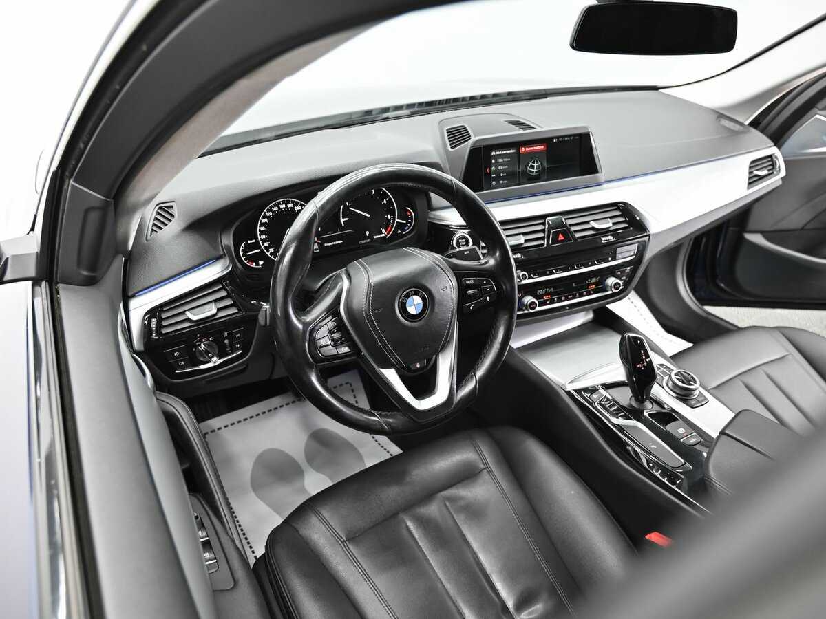 BMW 5 серии 520d xDrive, 2017 Фото №8