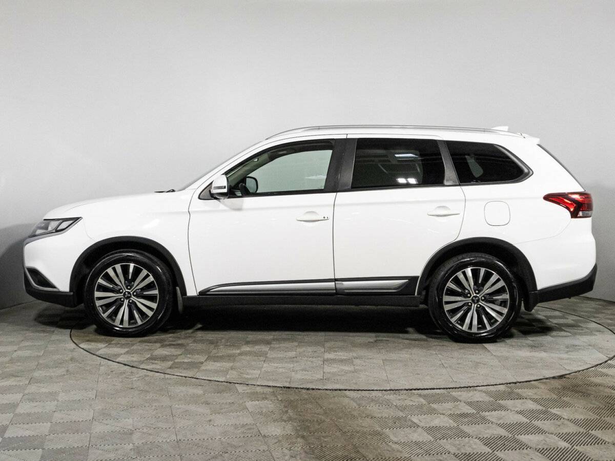 Mitsubishi Outlander, 2020 Фото №8
