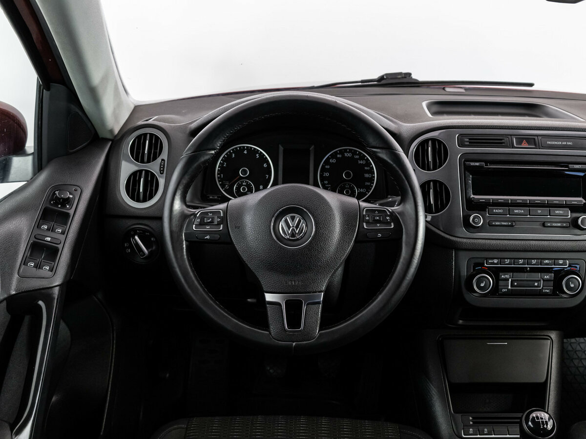 Volkswagen Tiguan I Рестайлинг, 2012 Фото №9