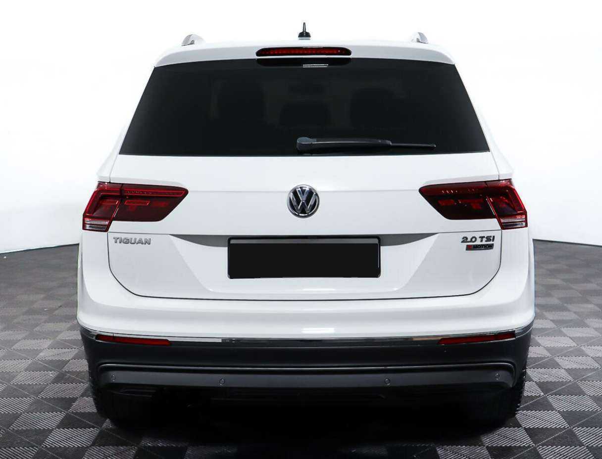 Volkswagen Tiguan, 2018 Фото №6