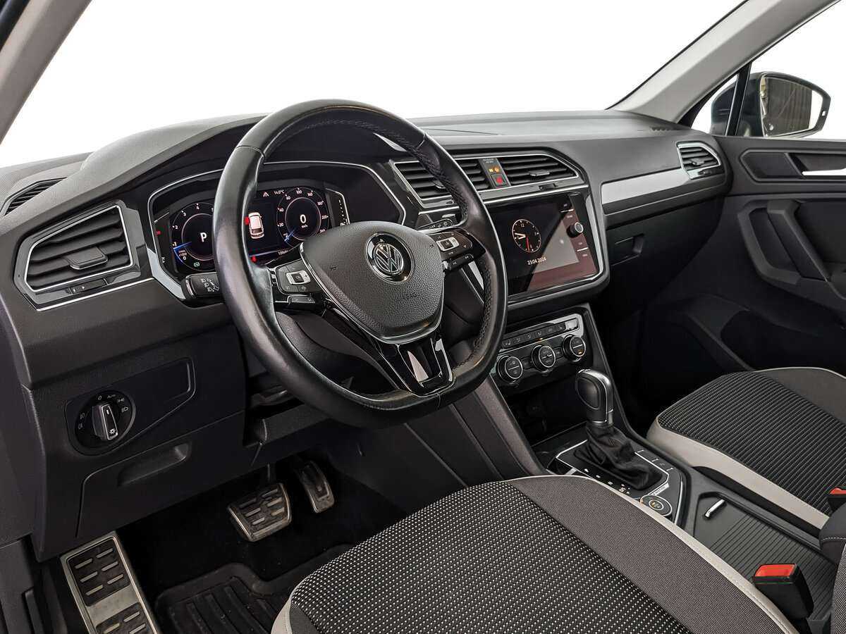 Volkswagen Tiguan, 2019 Фото №14