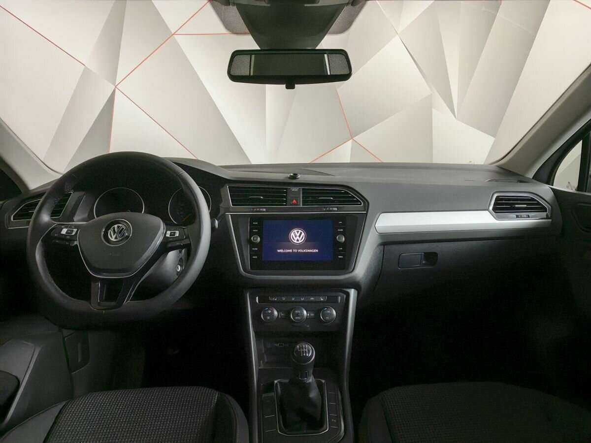 Volkswagen Tiguan, 2020 Фото №14