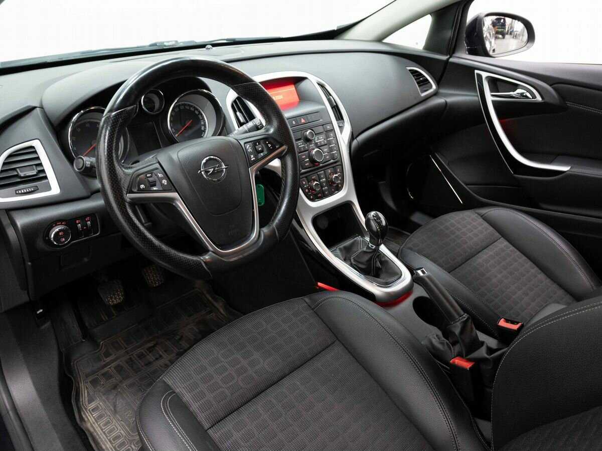 Opel Astra GTC, 2013 Фото №8