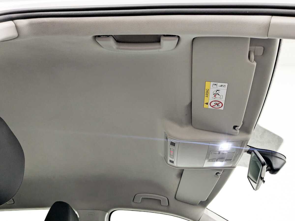 Volkswagen Tiguan, 2021 Фото №19