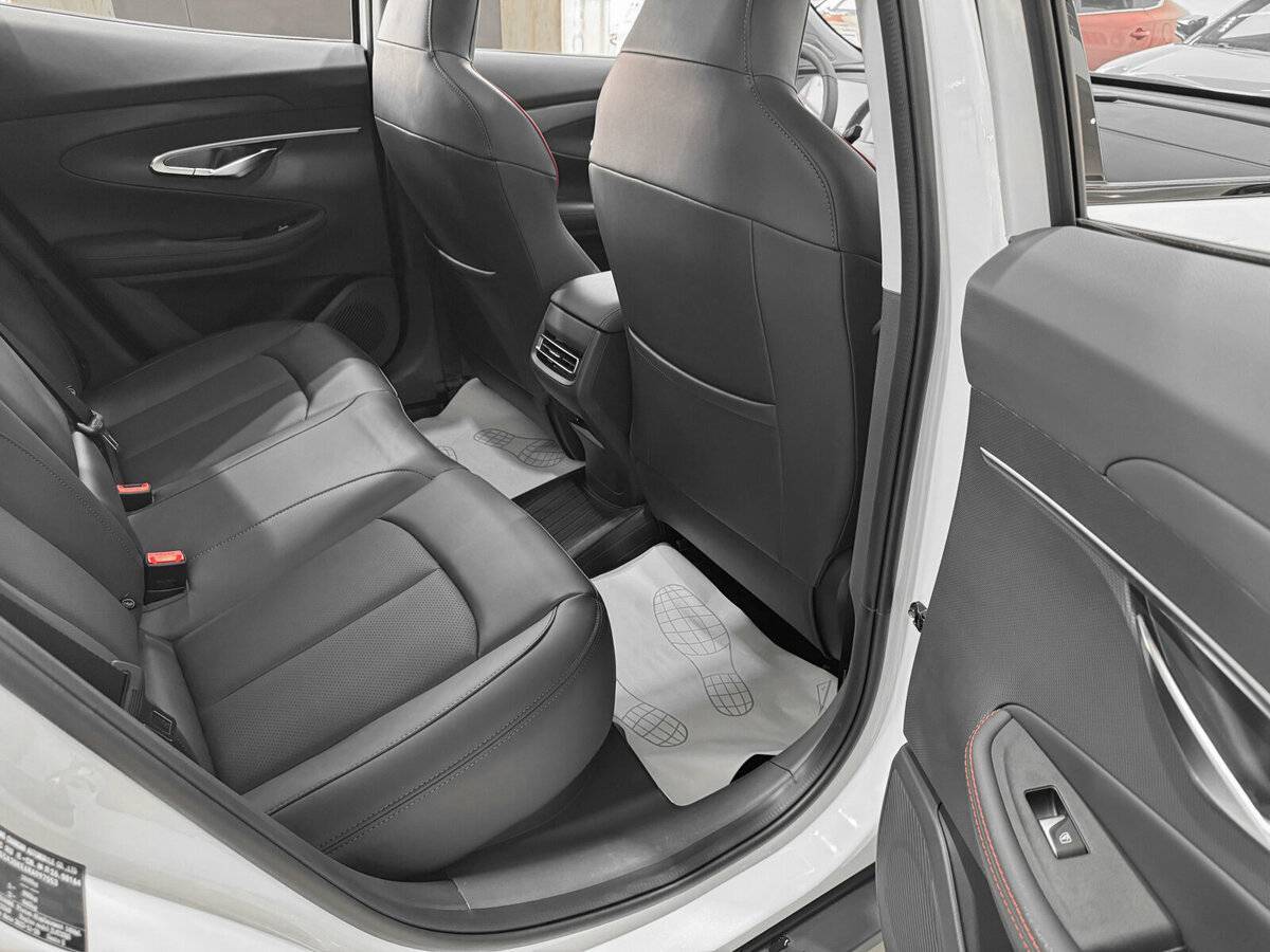 Changan UNI-T, 2024 Фото №14